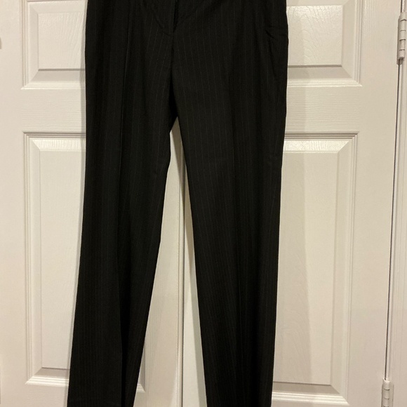 White House Black Market Black Lindsey Pinstriped Bootcut Leg Pants Size 6 - Picture 6 of 8
